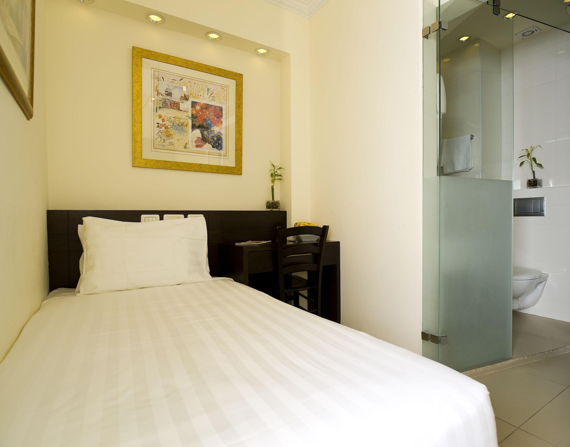 Bell Boutique And Spa Hotel Tel Aviv Exterior foto